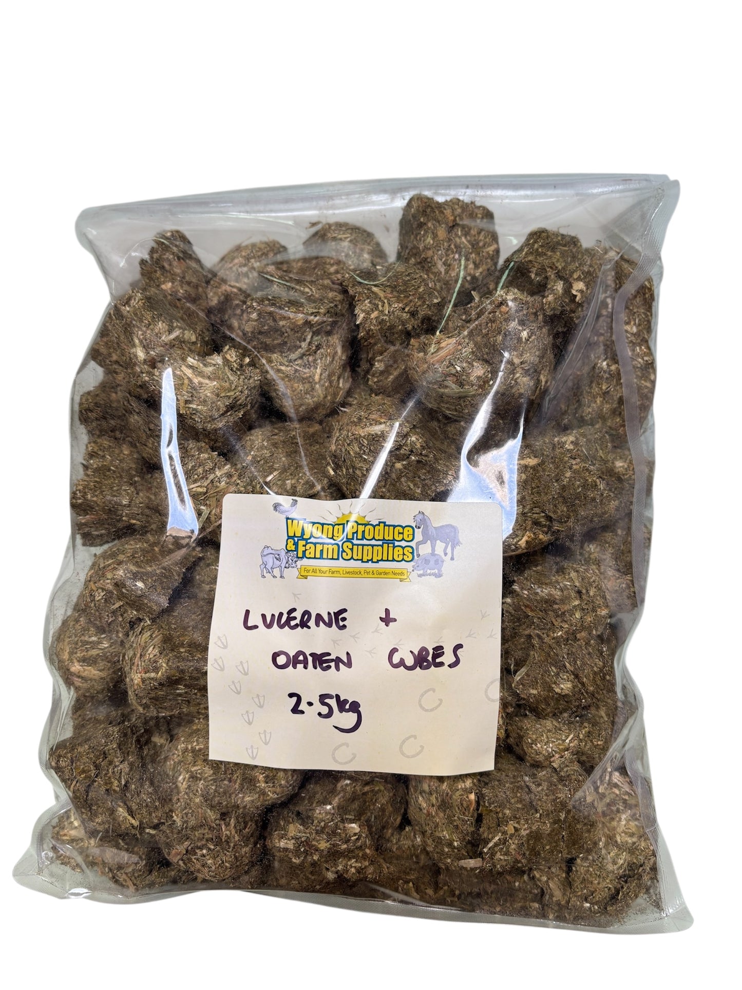 Lucerne & Oaten Hay Cubes 2.5kg For Rabbits, Guinea Pigs, Rats, Horses