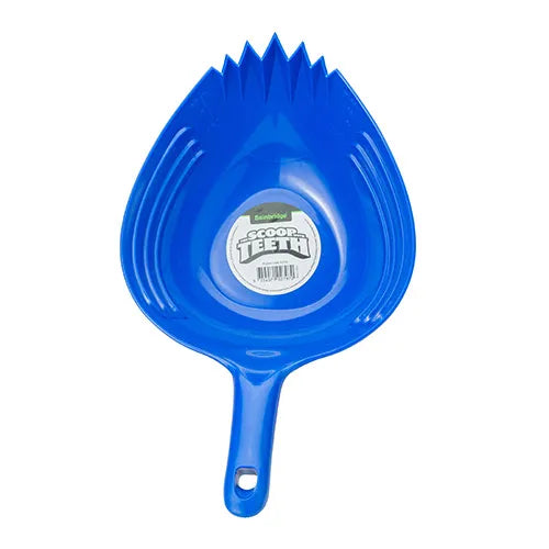 Feed Scoop With Teeth