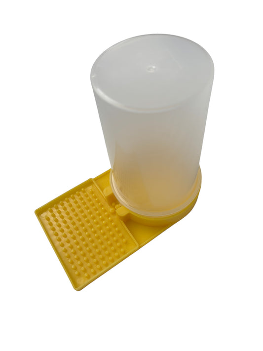 Water Dispenser For Chicks