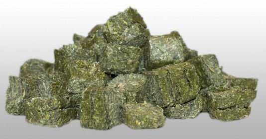 Lucerne & Oaten Hay Cubes 1kg For Rabbits, Guinea Pigs, Rats, Horses